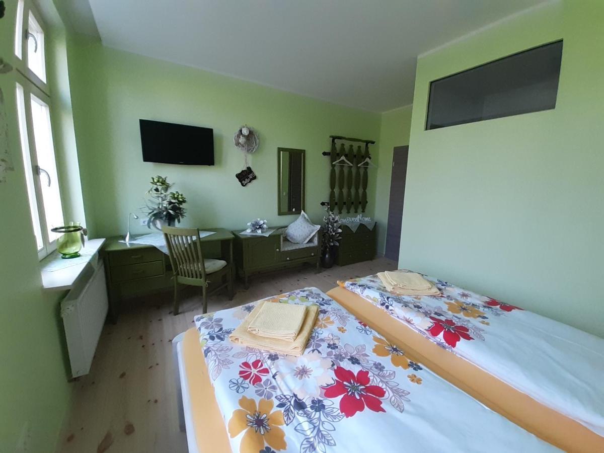 Pension Am Moenchskirchhof Stendal Exteriör bild