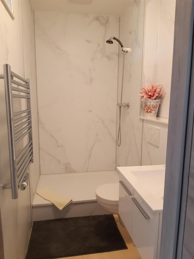 Pension Am Moenchskirchhof Stendal Exteriör bild